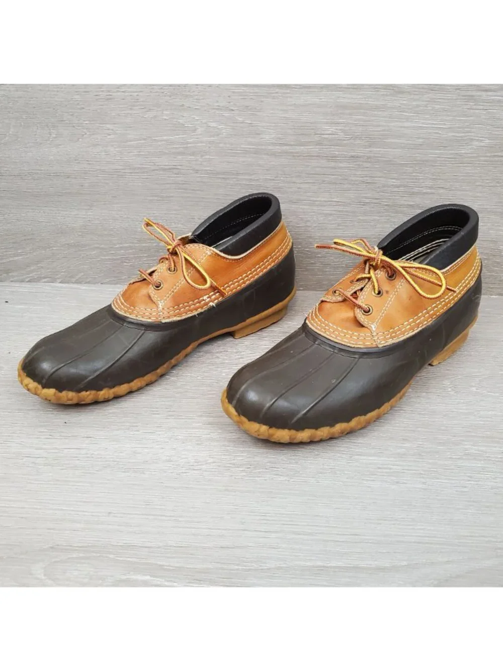 L. L. Bean vintage men's leather low bean boots
